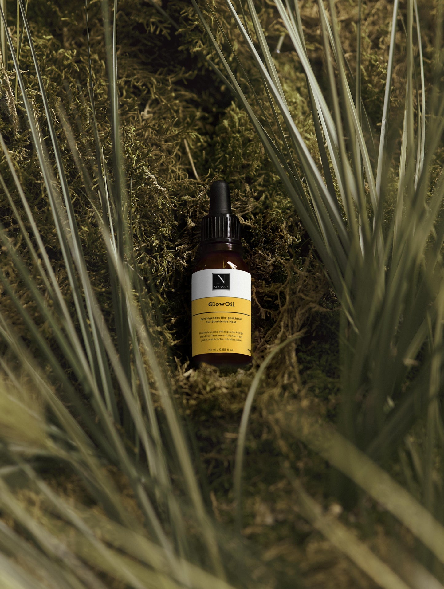 glowOil_beruhigendes_bio_Gesichtsoel_fur_strahlende_haut_005